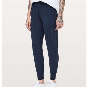 Lululemon Align Jogger  6 Navy